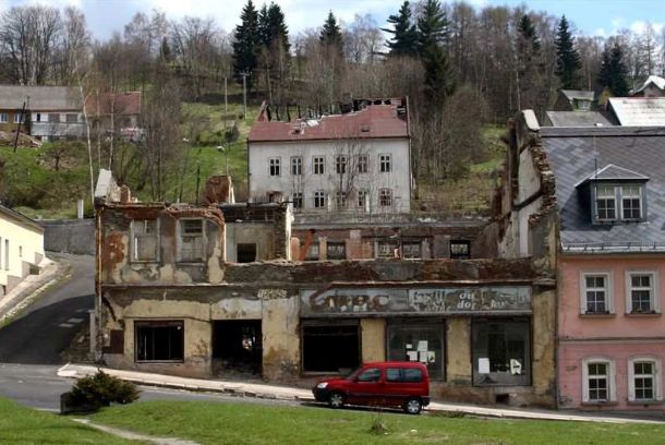 Destrukce Lidového domu 2