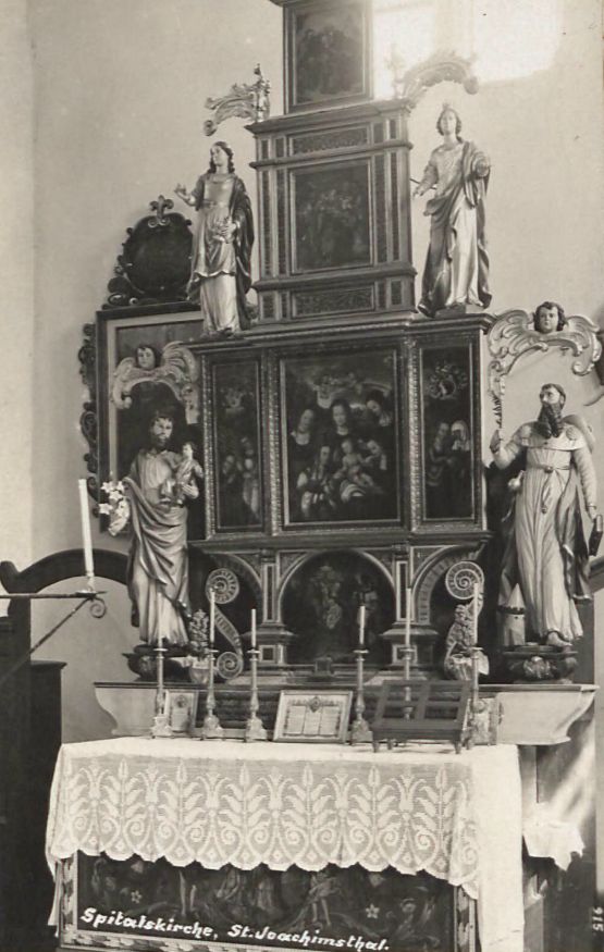 Starý oltář ve Špit.kostelu